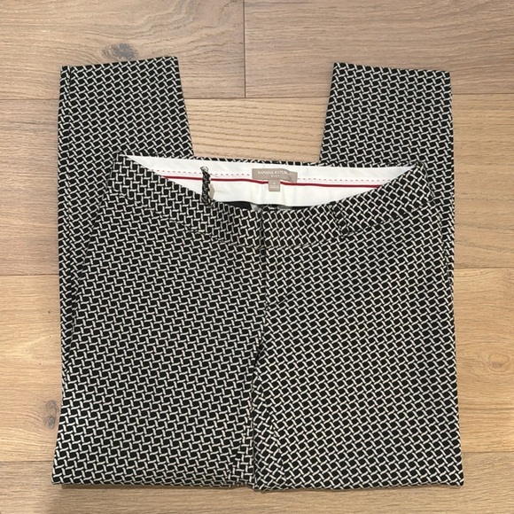Banana Republic Black and White Patterned Pants - Picture 2 of 5